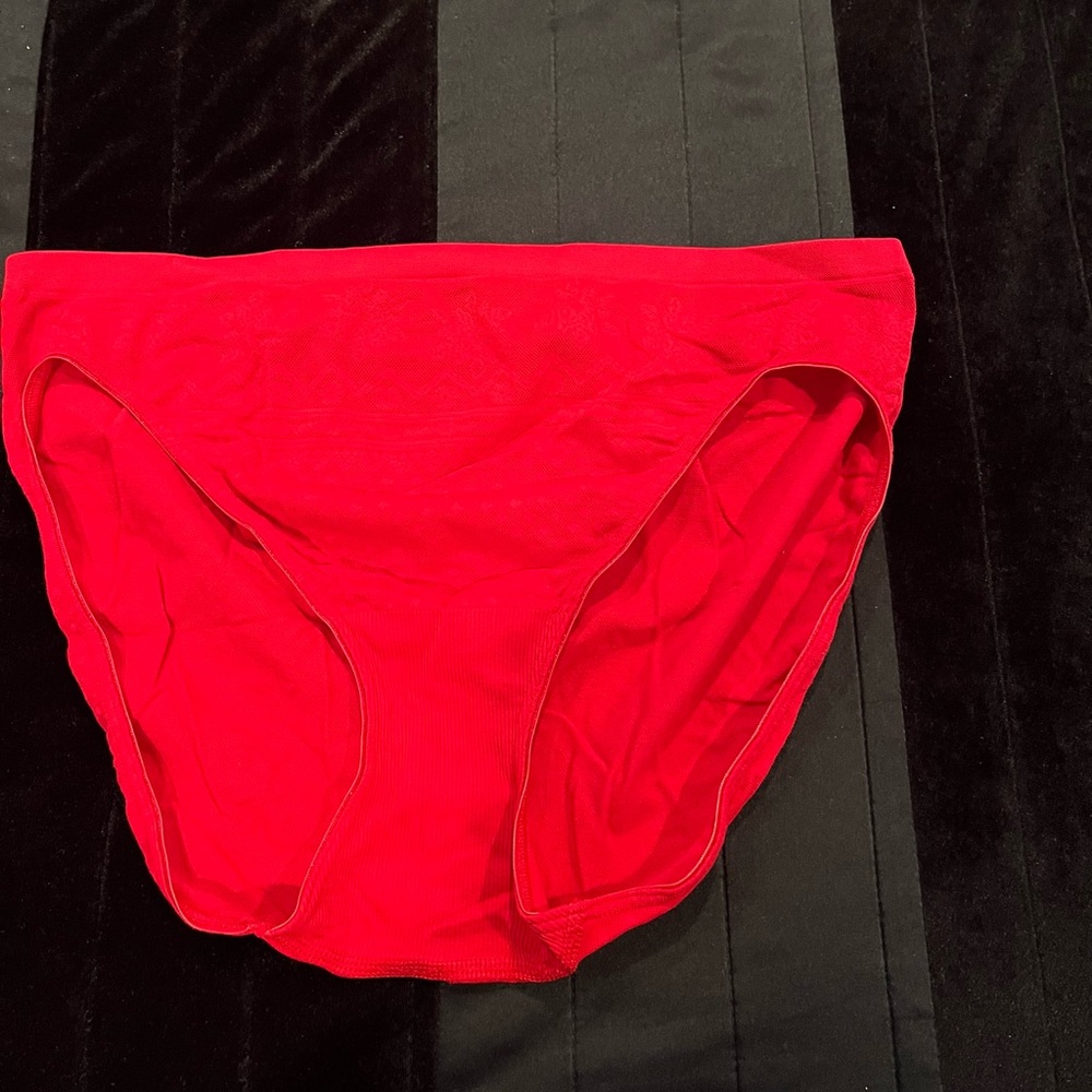 Victoria’s Secret body by victoria size Large brief
